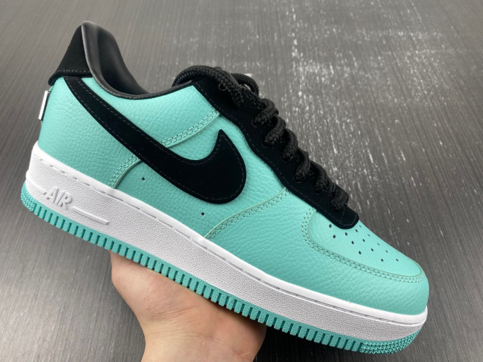 T*f*ny & co. x nike air force 1 low dz1382-002