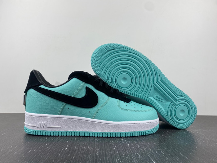 T*f*ny & co. x nike air force 1 low dz1382-002