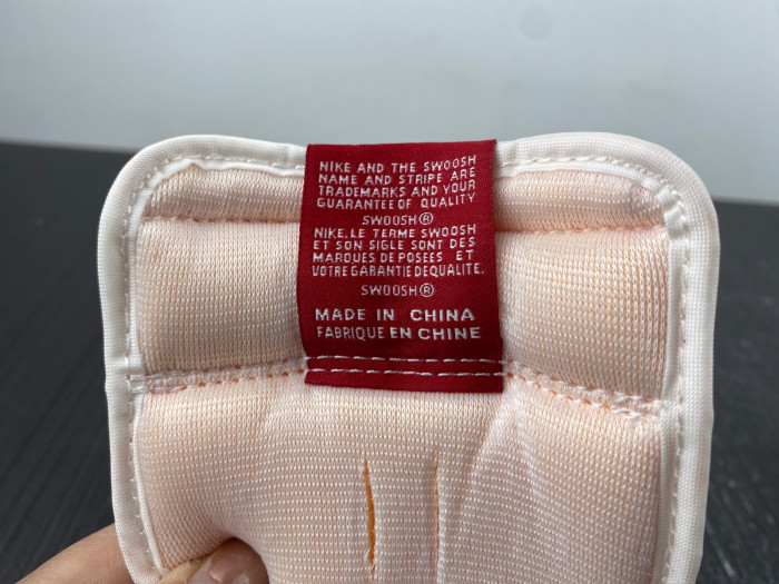 Air Jordan 1 High OG Chicago Lost and Found DZ5485-612