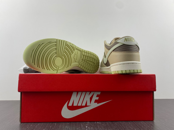nike dunk low brown/mocha fb4961-012