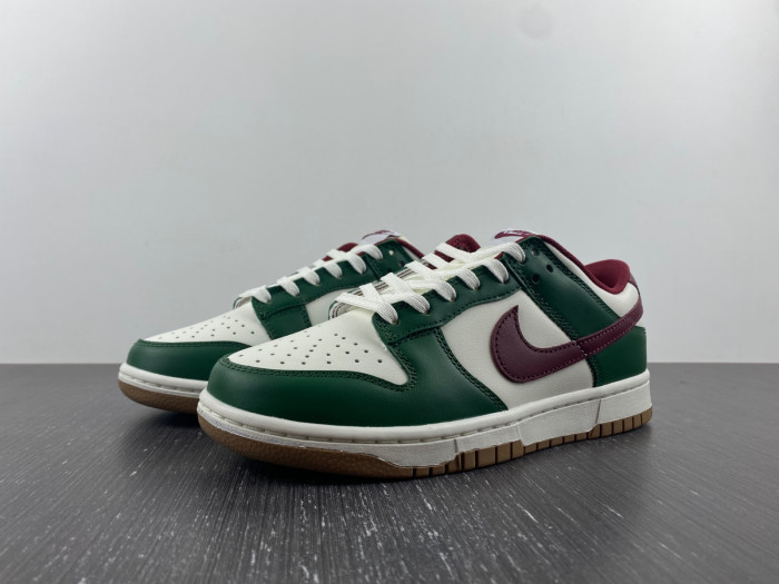 nike dunk low “gorge green” fb7160-161