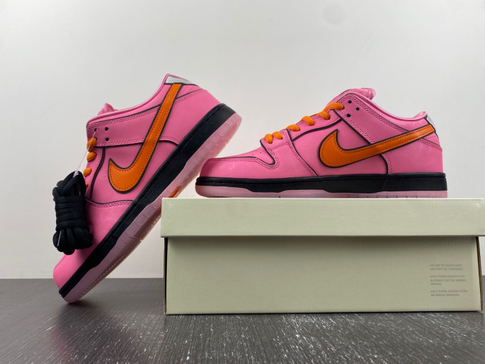 the powerpuff girls x nike sb dunk low “blossom” fd2631-600