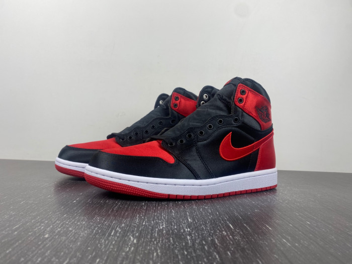 air jordan 1 retro high og satin bred fd4810-061
