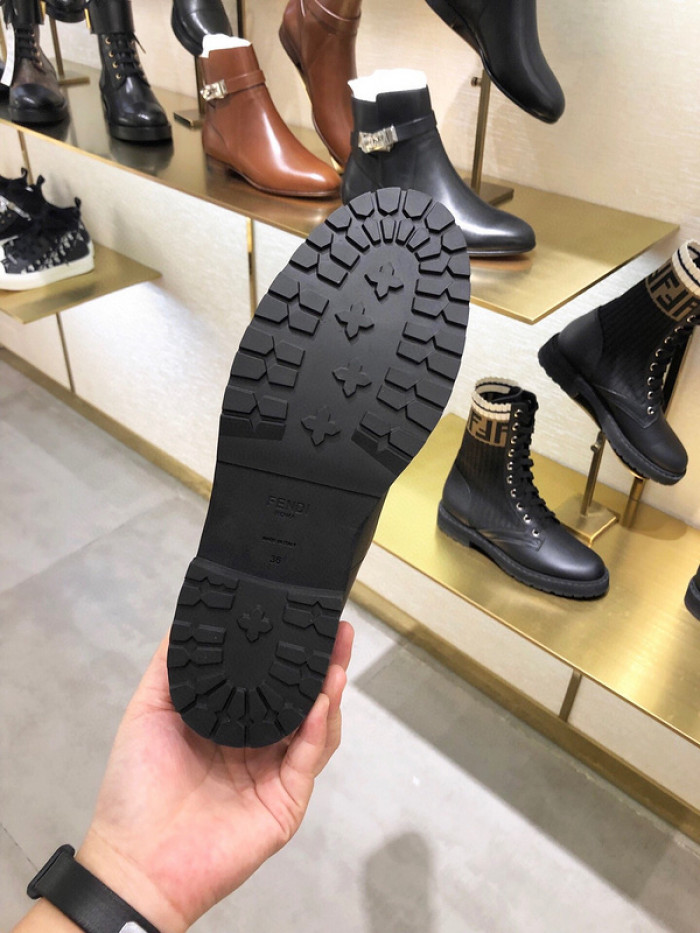 F**di boots