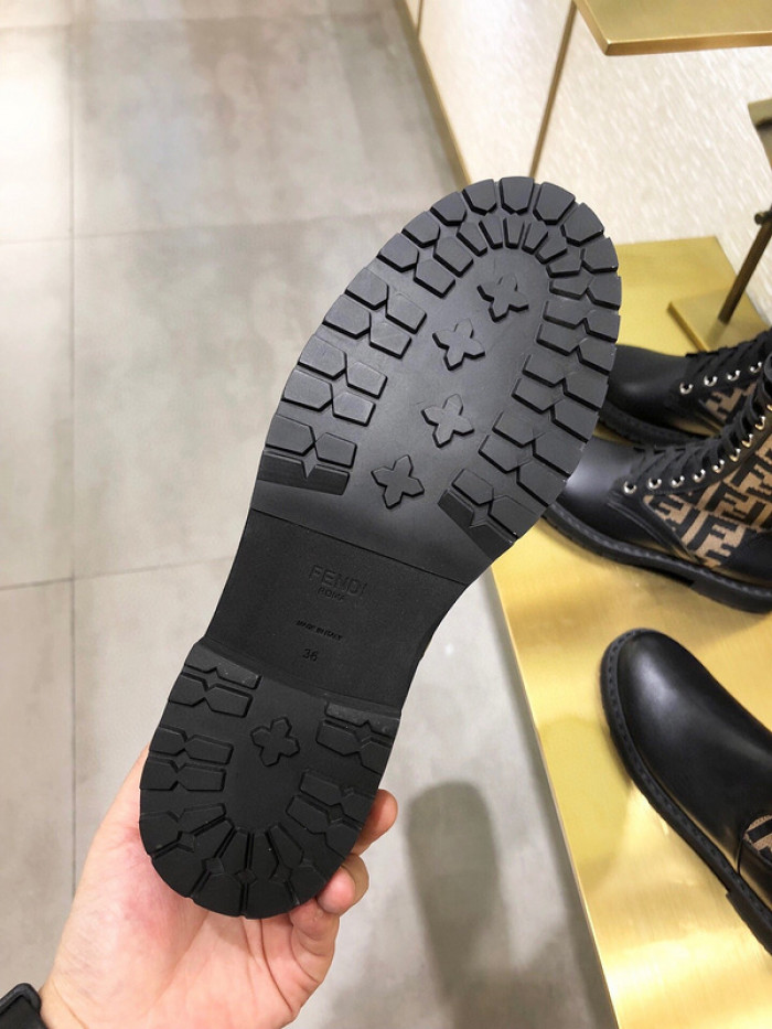 F**di boots