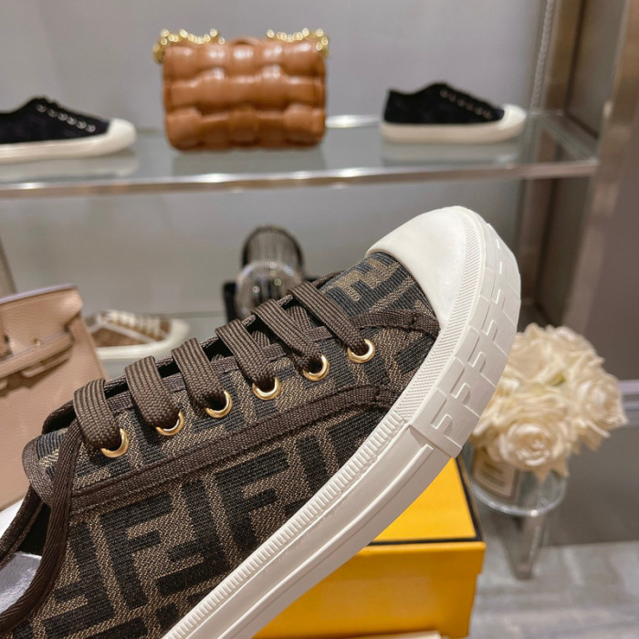 F**di shoes