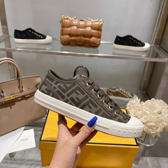 F**di shoes