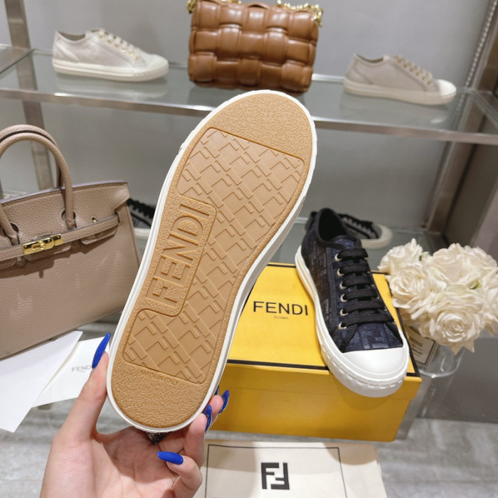 F**di shoes