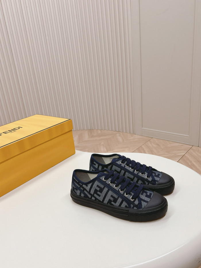 F**di shoes