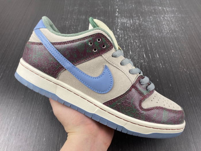 nike sb dunk low crenshaw skate club fn4193-100