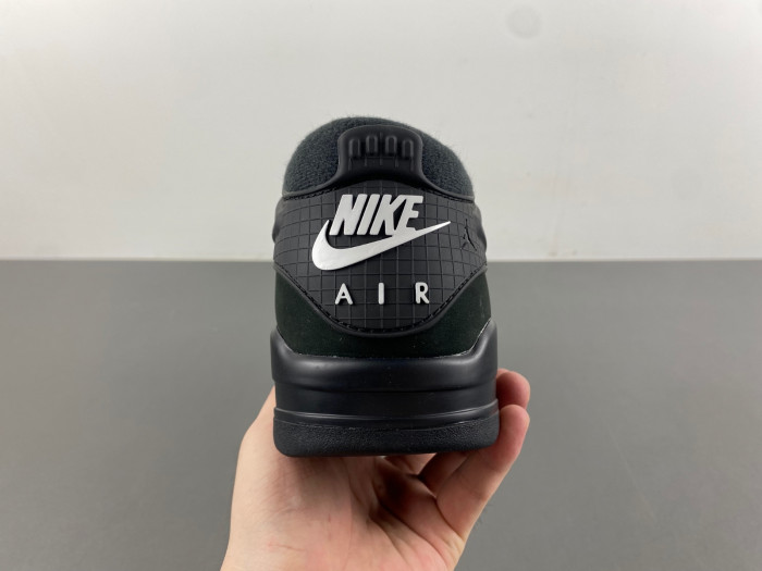 Air Jordan 4 RM “Black Cat” FQ7939-004