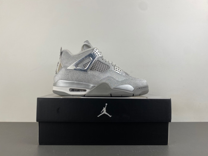 Air Jordan 4 Retro FQ8138-092
