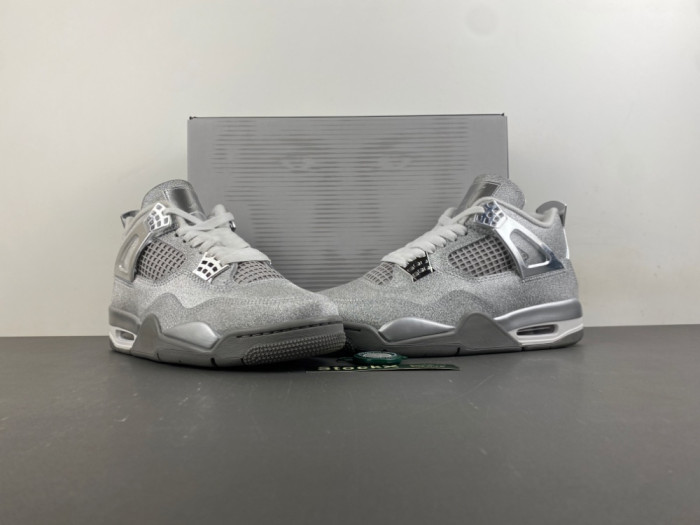 Air Jordan 4 Retro FQ8138-092