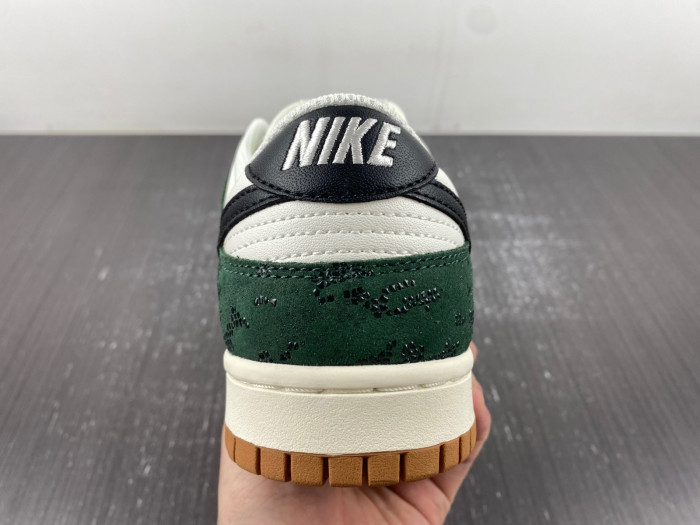 nike dunk low green snake fq8893-397