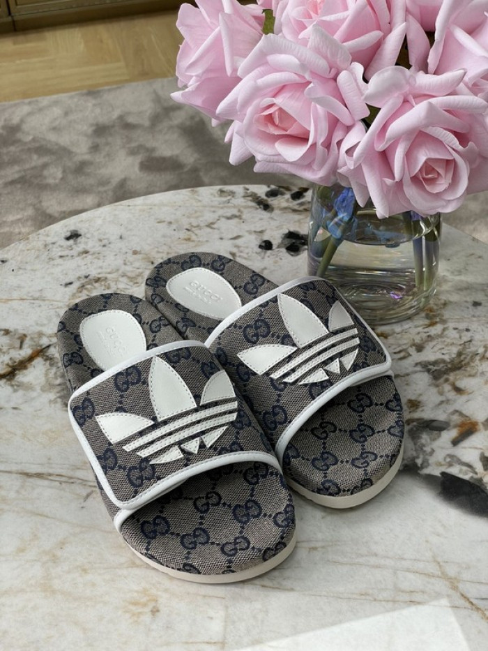 gu x a*d*das sandal