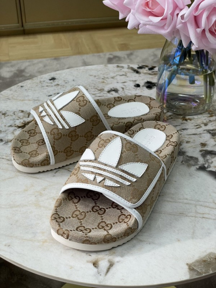 gu x a*d*das sandal