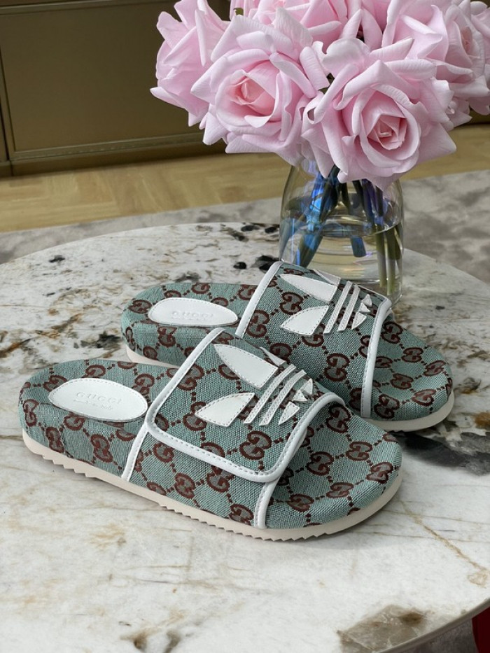 gu x a*d*das sandal