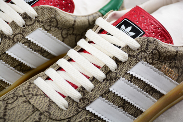 a*d*das x gucc1 gazelle