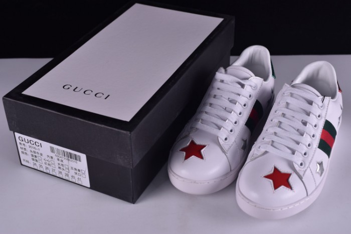 gu ace embroidered low-top sneaker with colorful stars 431942-a38g1