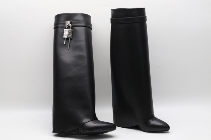 give*chy shark lock boots