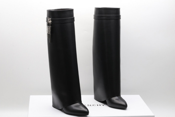 give*chy shark lock boots