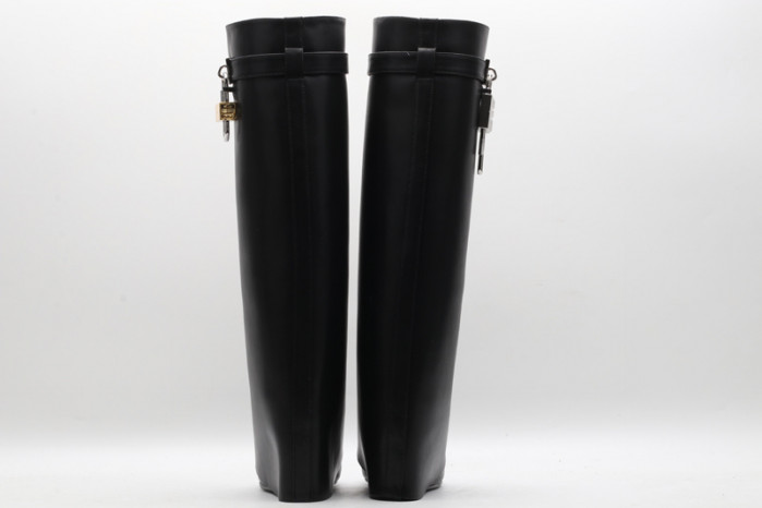 give*chy shark lock boots