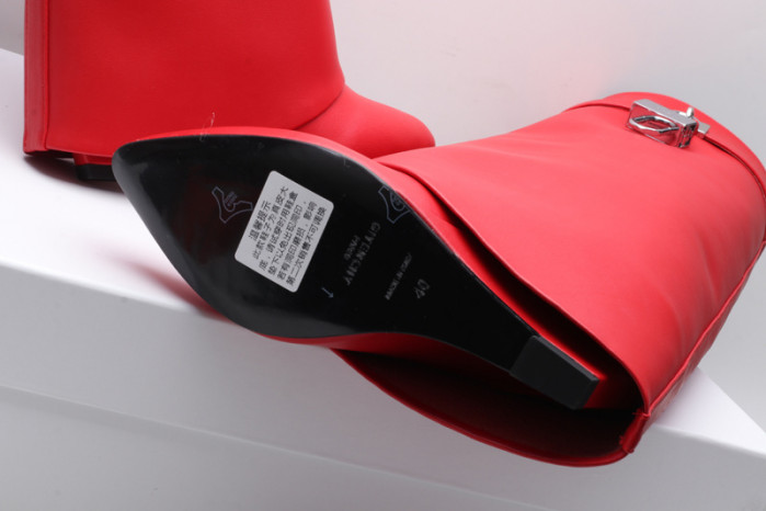give*chy shark lock boots