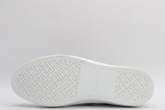 give*chy shoes