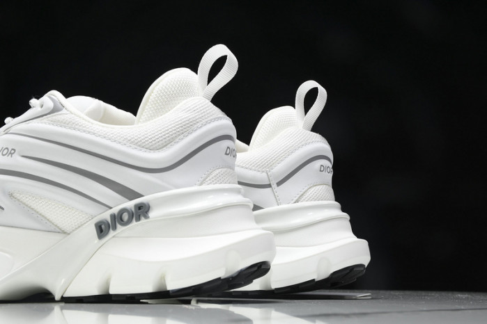 D1OR B44 Sneakers