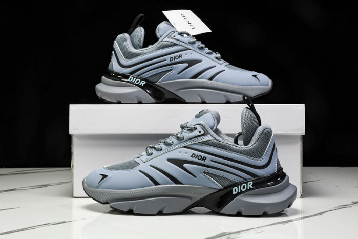 D1OR B44 Sneakers