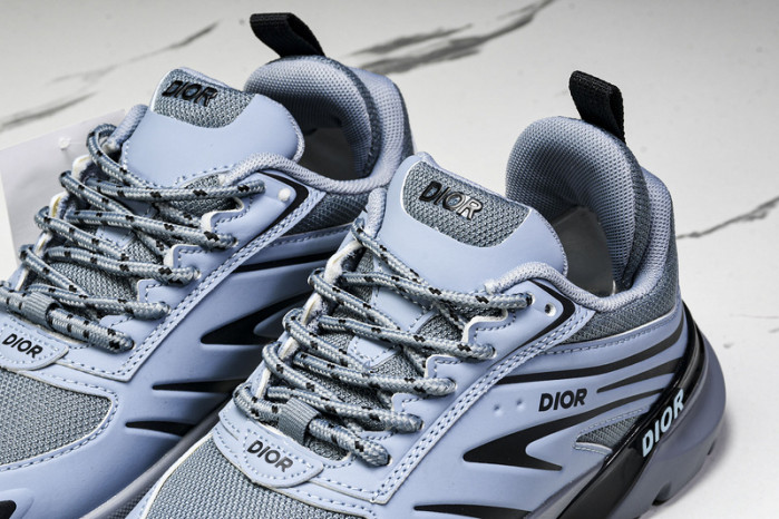 D1OR B44 Sneakers
