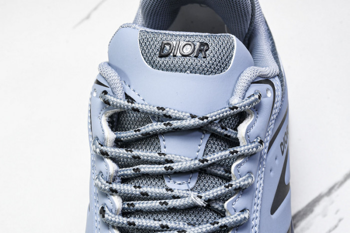 D1OR B44 Sneakers
