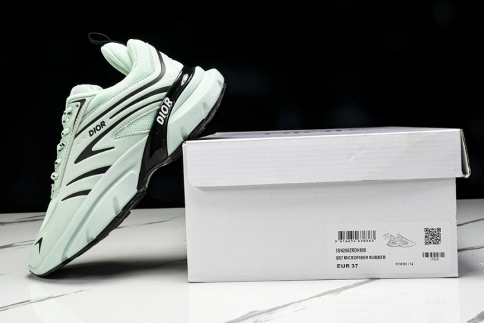 D1OR B44 Sneakers