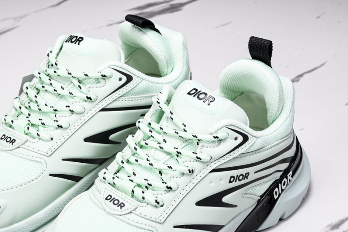 D1OR B44 Sneakers