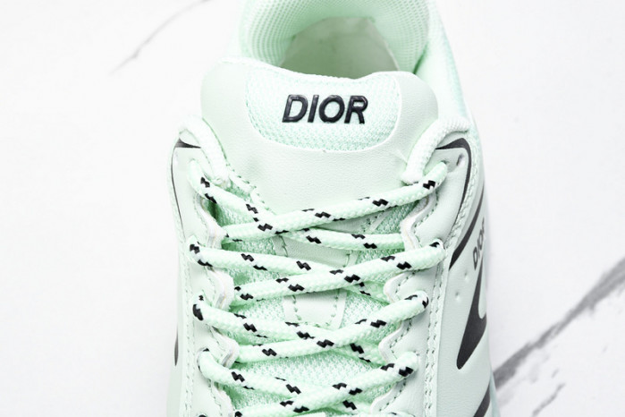 D1OR B44 Sneakers