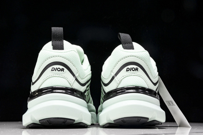 D1OR B44 Sneakers