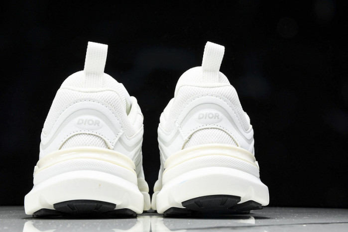 D1OR B44 Sneakers