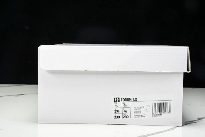 D1OR B44 Sneakers