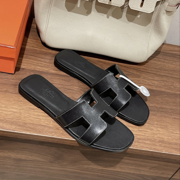 H**mes sandal