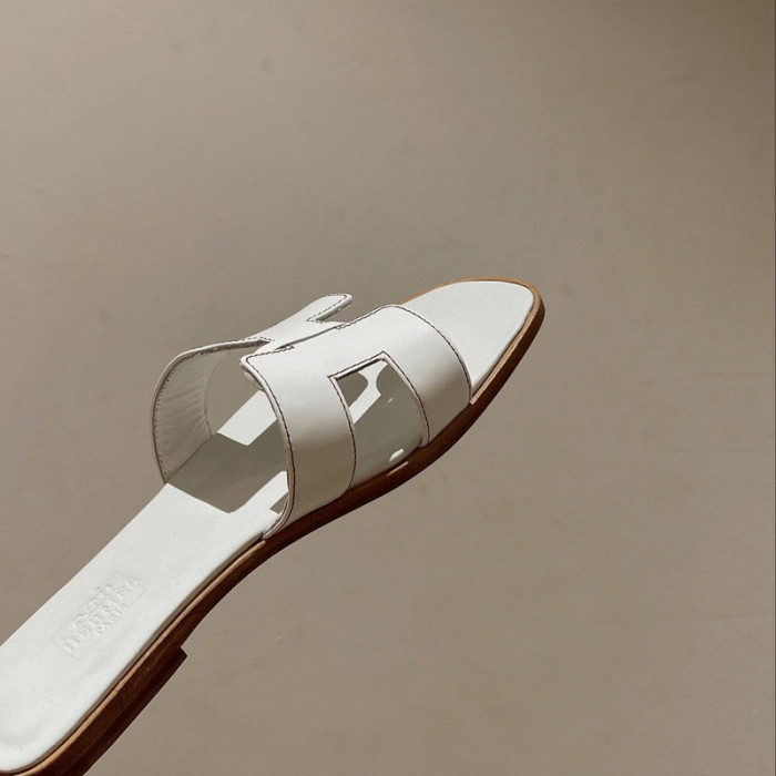 H**mes sandal
