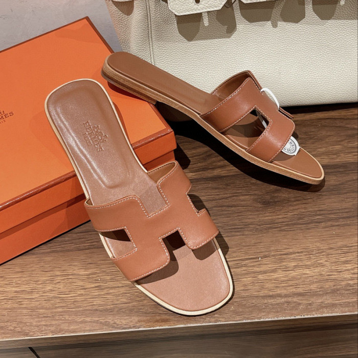 H**mes sandal