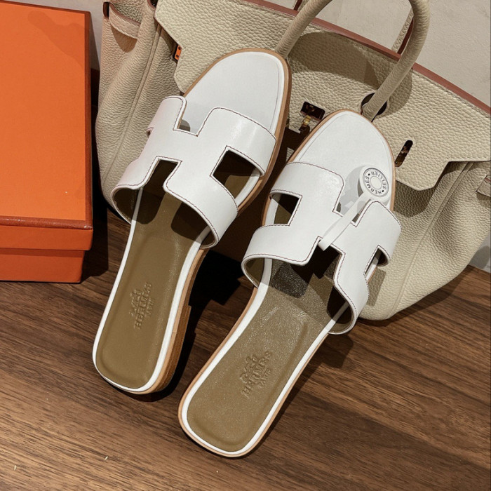 H**mes sandal
