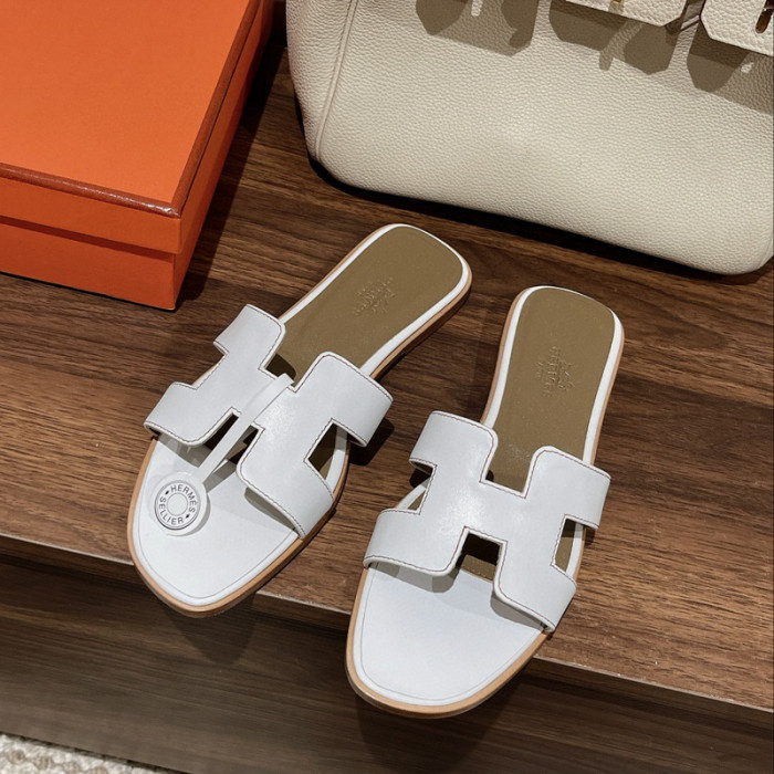 H**mes sandal