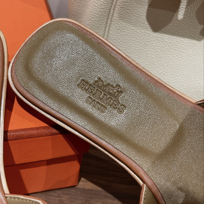 H**mes sandal