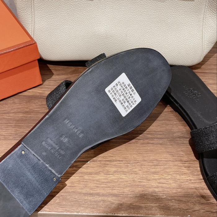 H**mes sandal