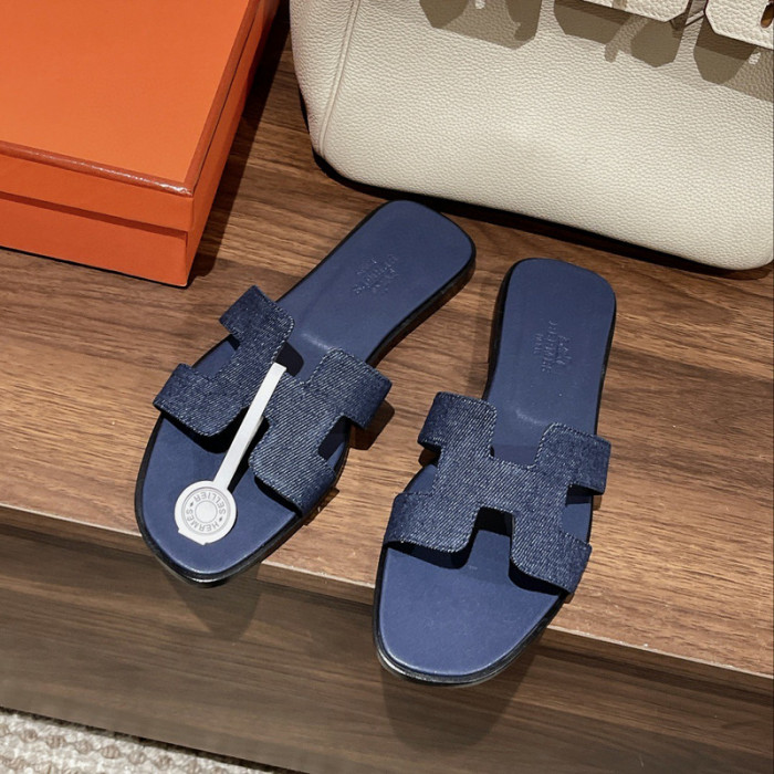 H**mes sandal