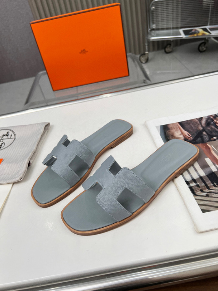 H**mes sandal