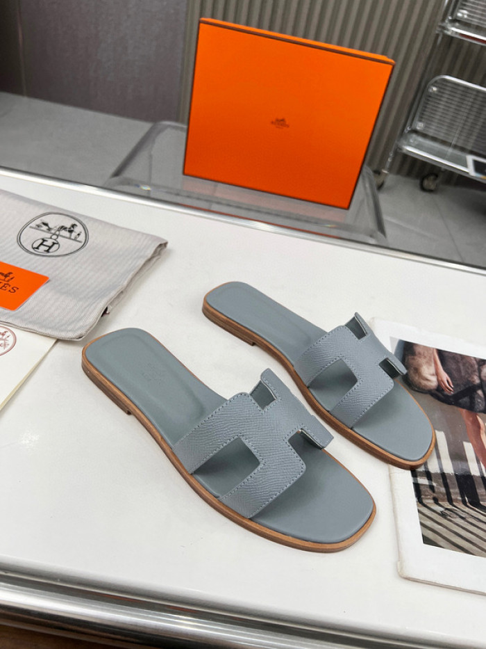 H**mes sandal