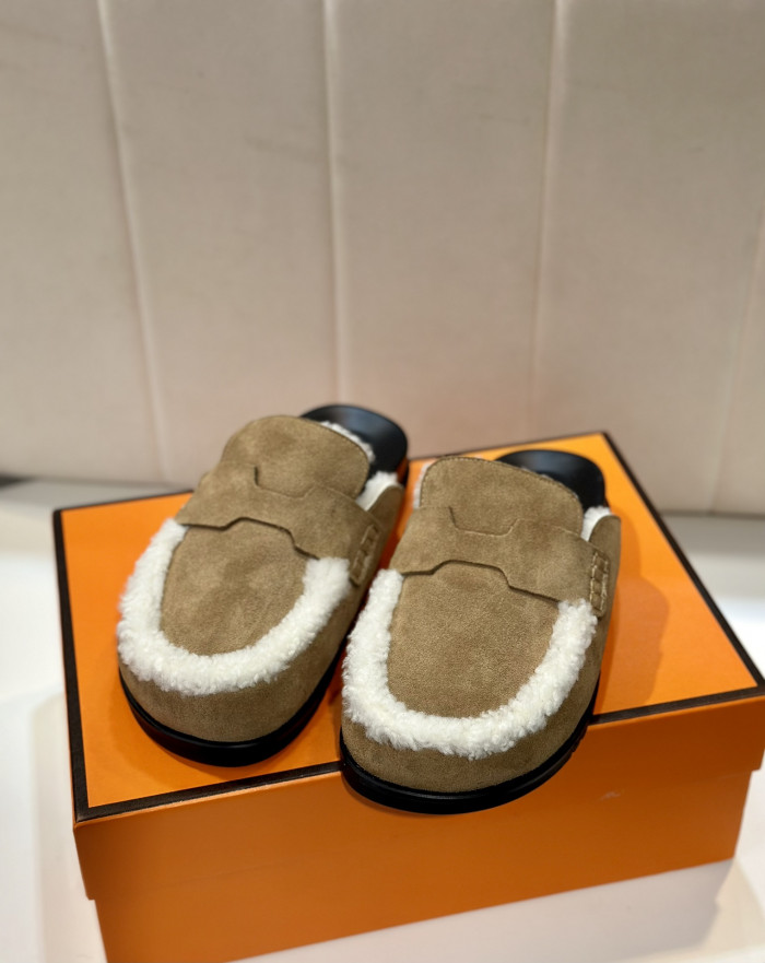 Hermes Sandals