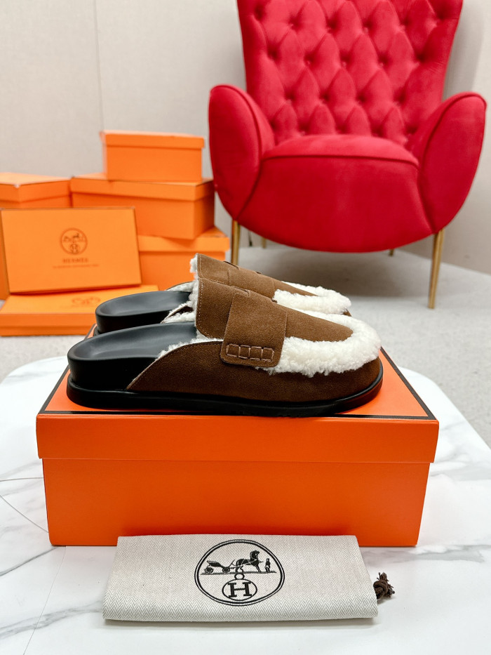 Hermes Sandals